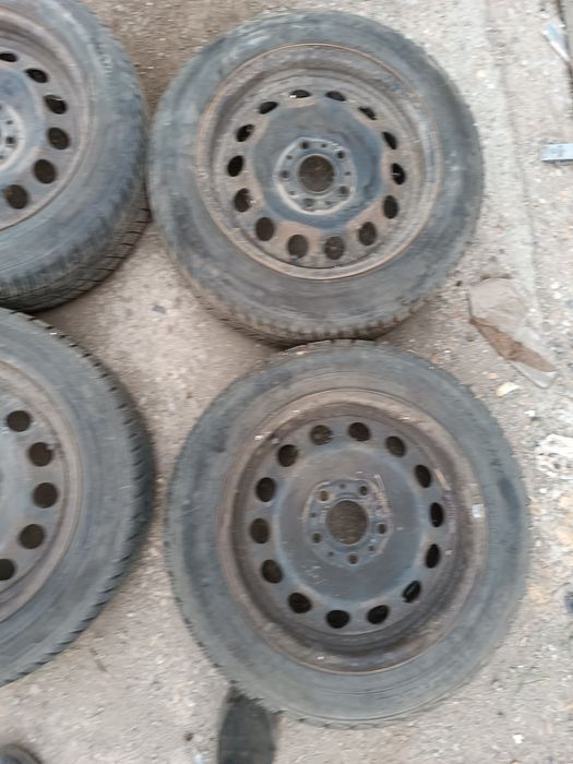 Jante tabla 16" cauciucuri iarna BMW seria 1 3 4 f20 f21 f30 f31 f32 f