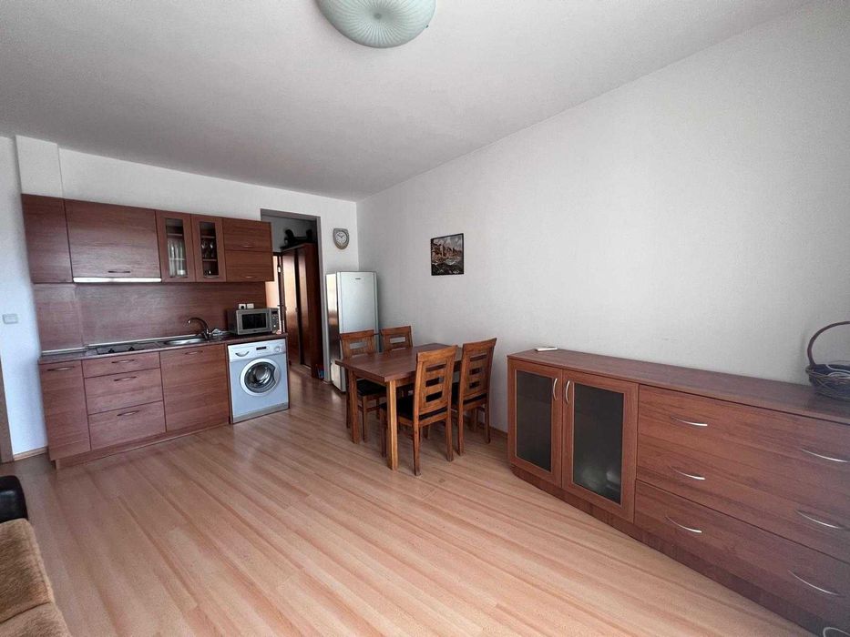 Двустаен обзаведен апартамент в к-с ”Sunny Day 3 Premium”