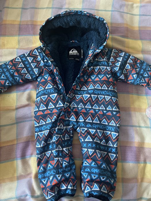 Детский теплый комбинезон.