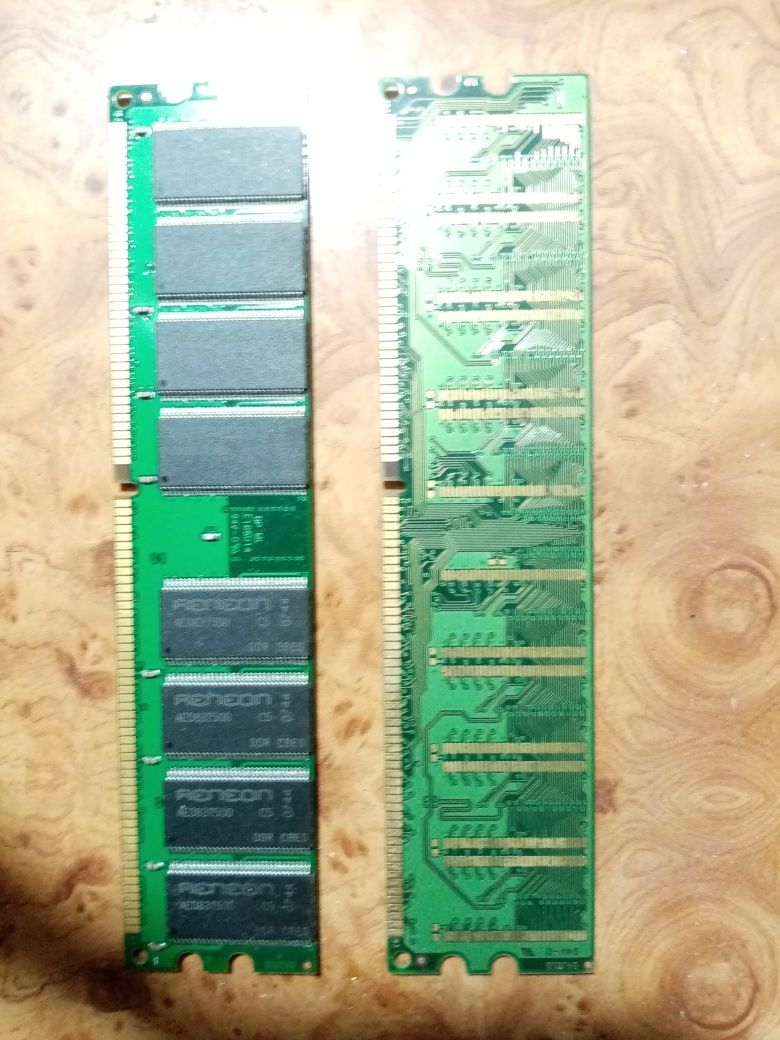 Оперативная память DDR-400 (256 и 512 Mb