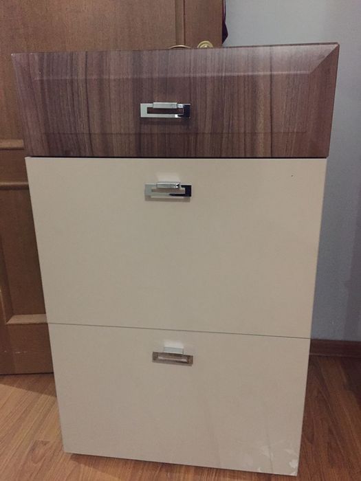 Обувница отличного качества