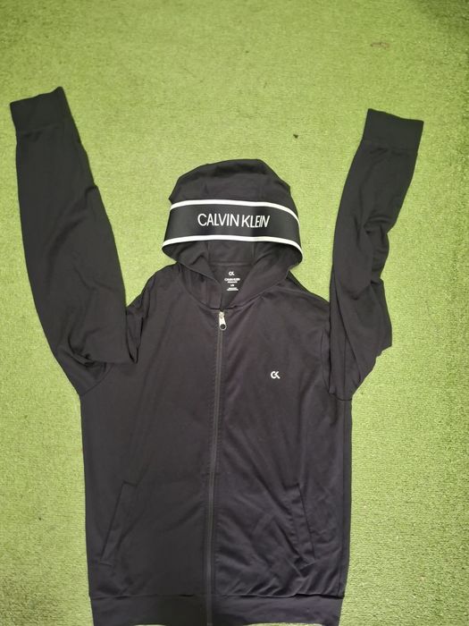 Calvin Klein  -Суичър .Оригинал