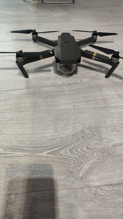 Продавам дрон dji Mavic Pro Model:M1P