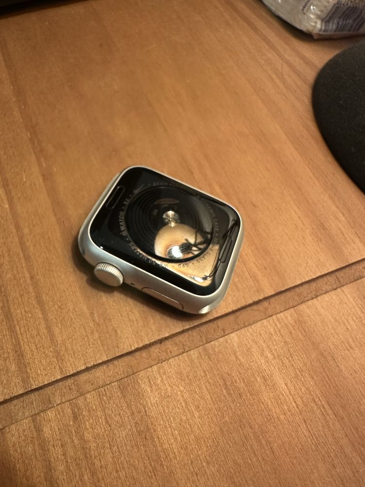 Apple Watch SE 2020 40mm Nike+ Смарт Часовник