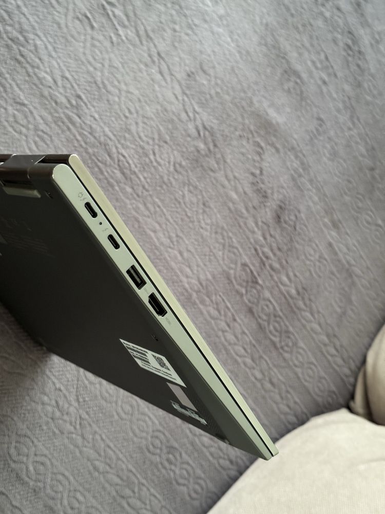 14’FHD+IPS Touch/Lenovo X1 Yoga Gen6/i5-1145G7/16GB LPDDR4X/256GB SSD