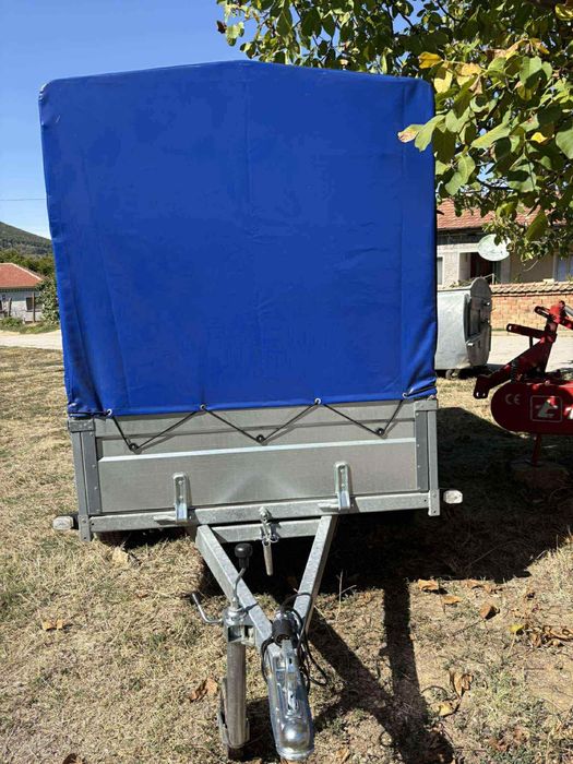 Продава се ремарке