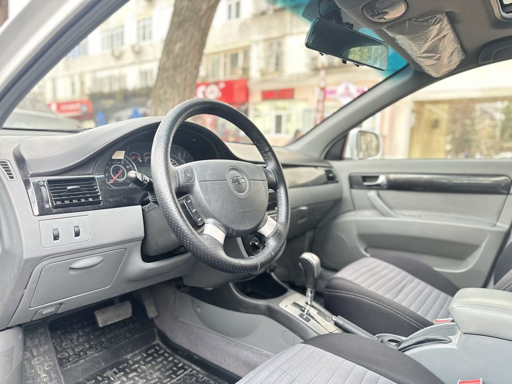 Продаю Gentra Elegant 1.5 (Lacetti)