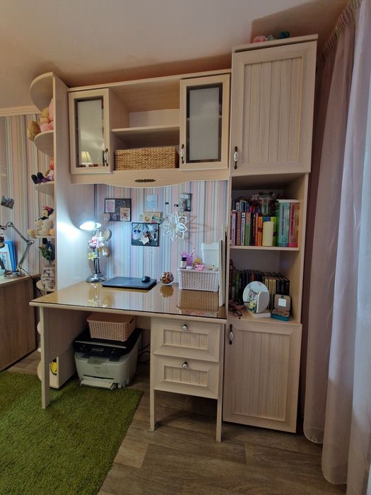 Продаётся рабочая зона для ученика