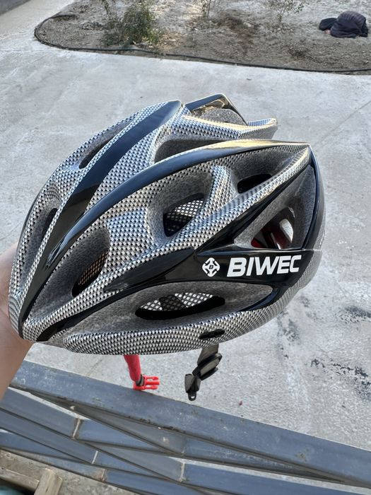 Шлем Biwec для велосипела