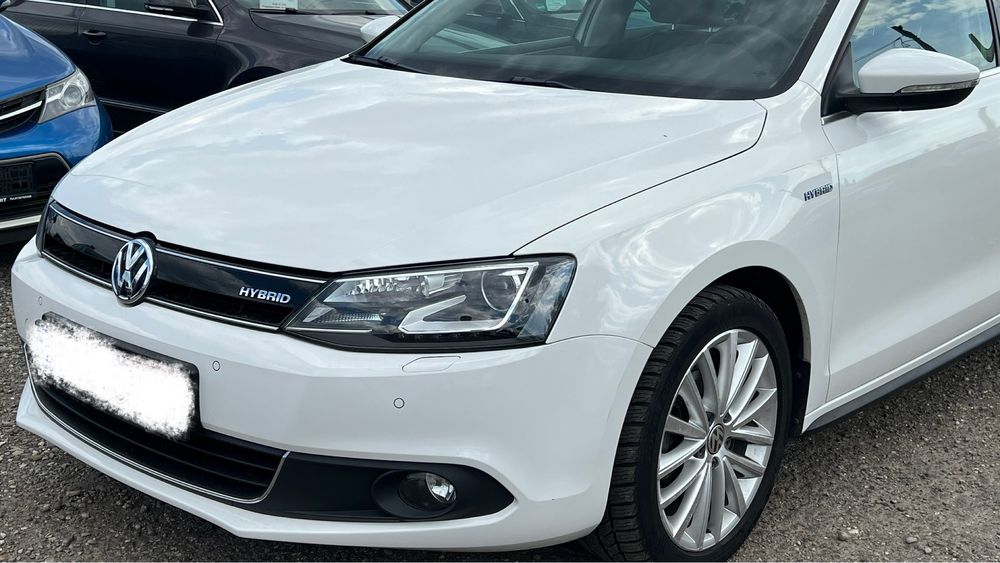 Volkswagen Jetta 2013 – 1.4 TSI Hybrid Benzină-Electric