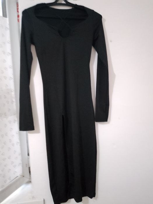 Платье чёрное новое