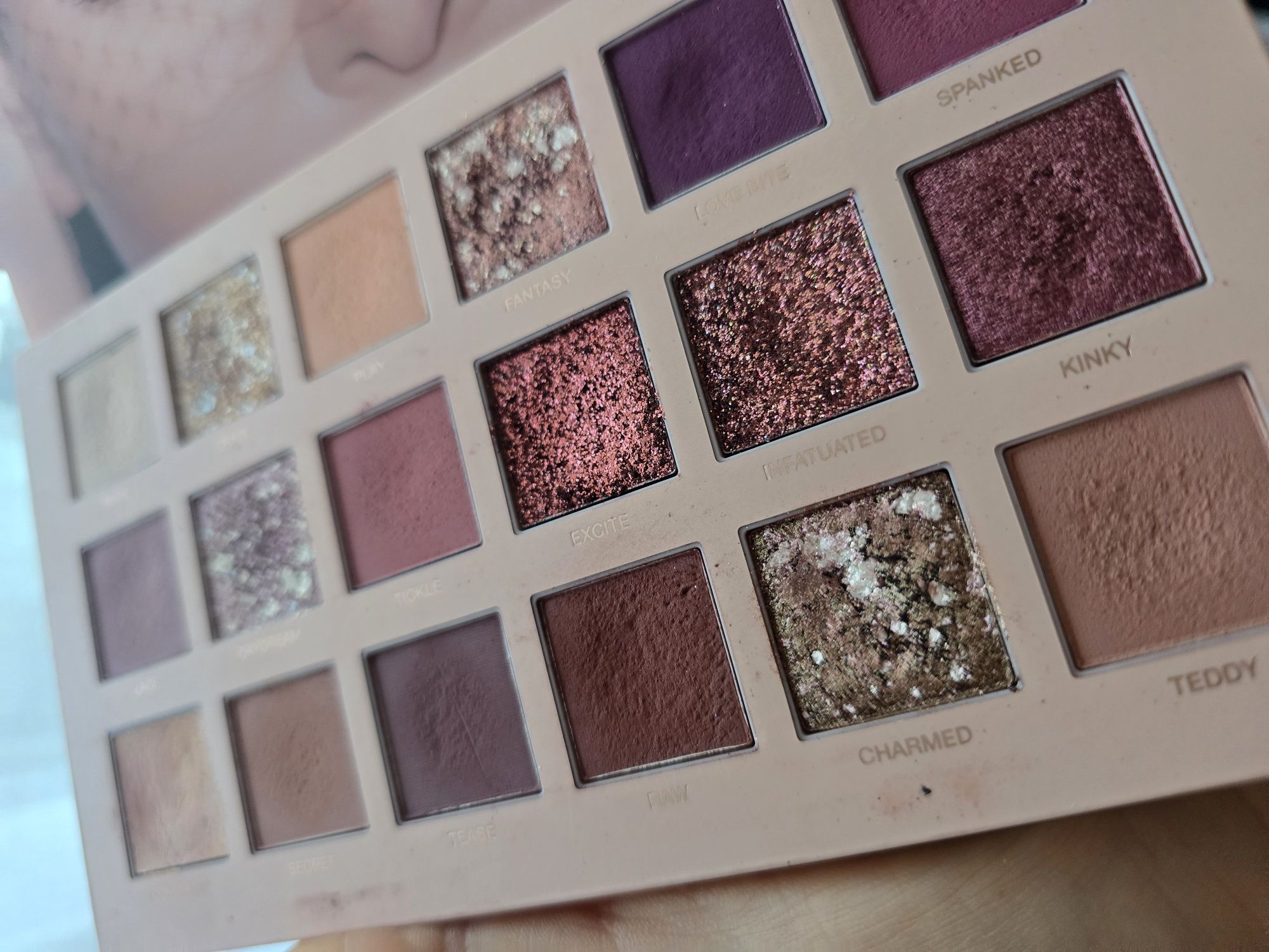 Palete make-up Huda, Jeffree Star, Boys'n Berries