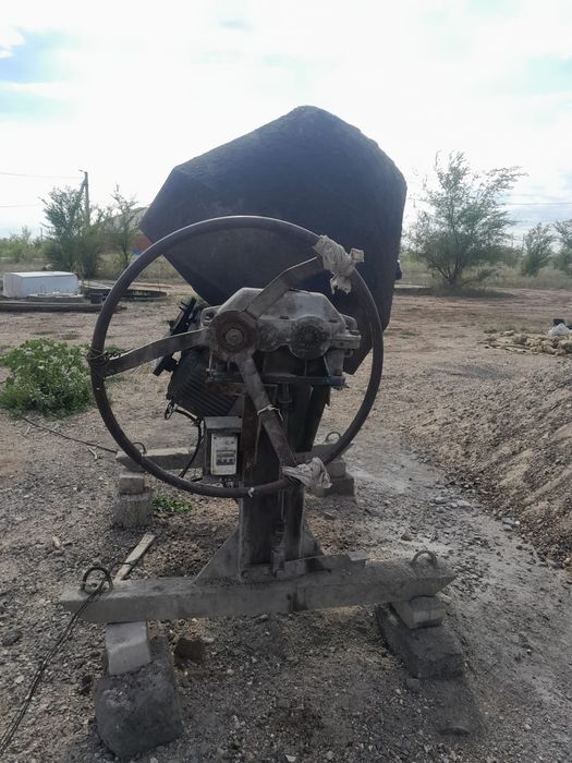 Бетонный мешалка