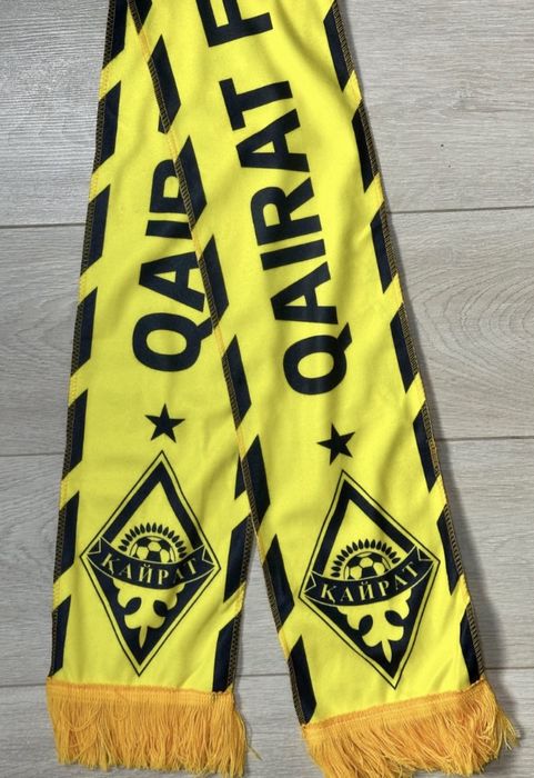 Продаю шарфы Клуба Кайрат надпись с двух сторон