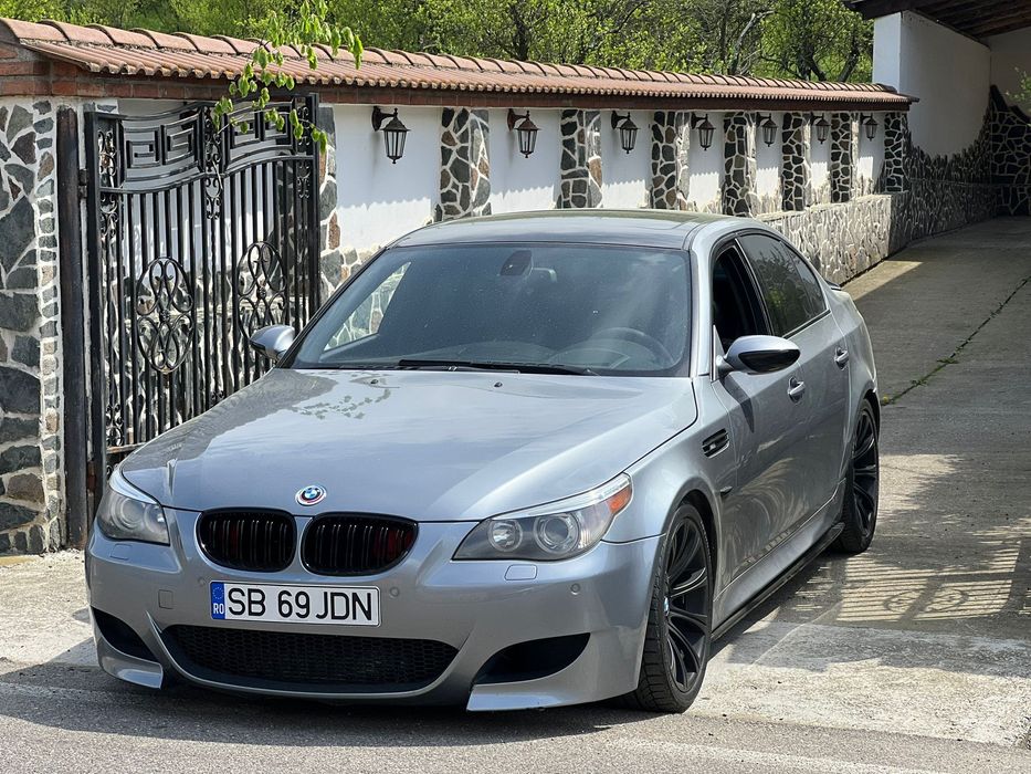 Vând BMW M5 V10 5.0