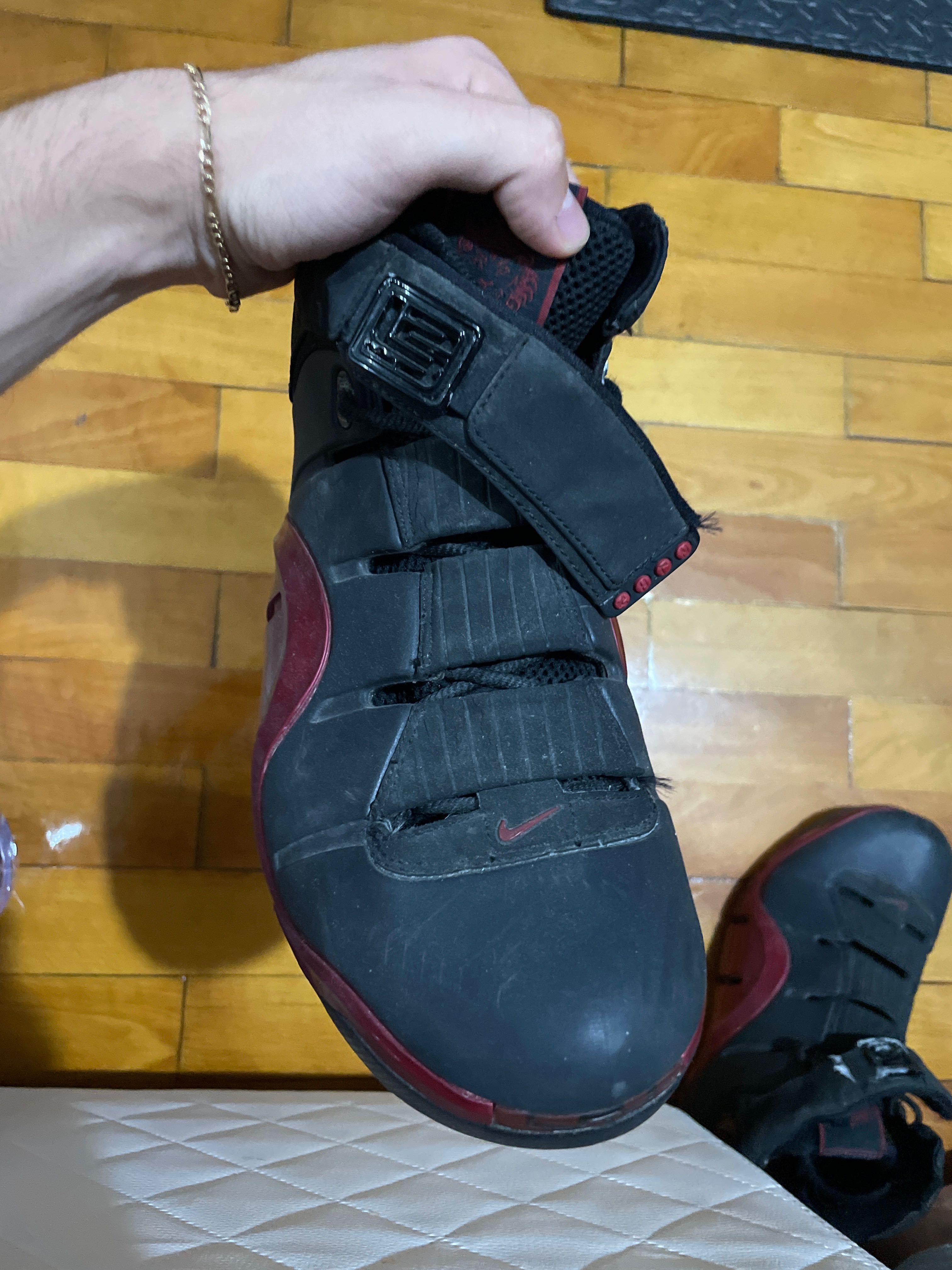 Nice LeBron 4 black crymson red