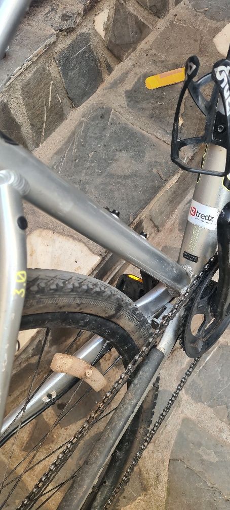 Bicicleta sirrus 3.0 in stare perfecta de functionare