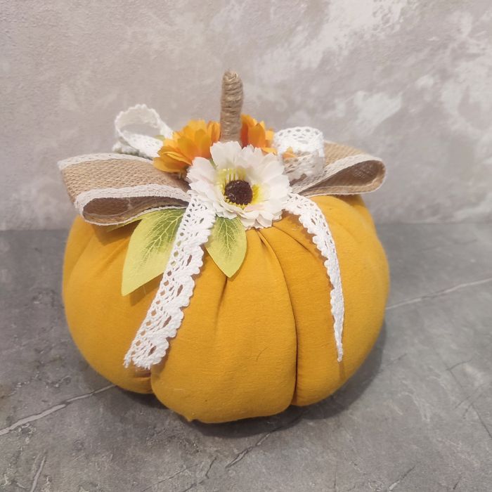 Тыквы, жёлуди ручной работы. Осенний декор