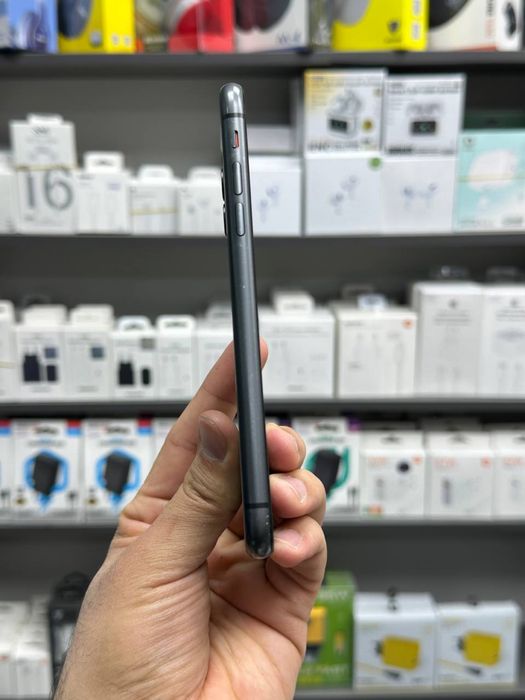 Iphone 11 sotiladi srochna 270$