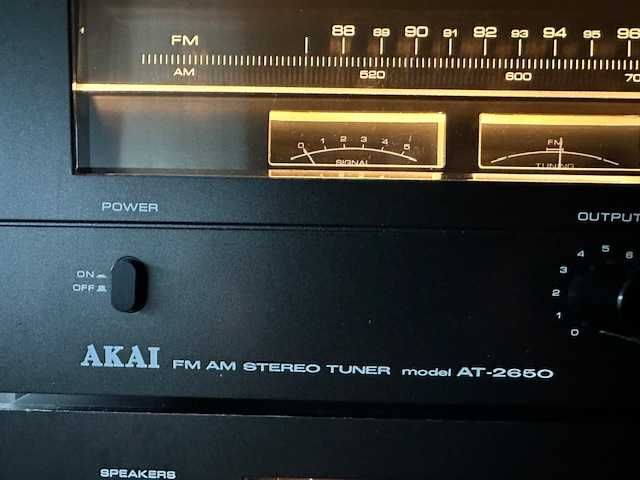 AKAI AM-2650 + AKAI AT-2650 ( amplificator + tuner)