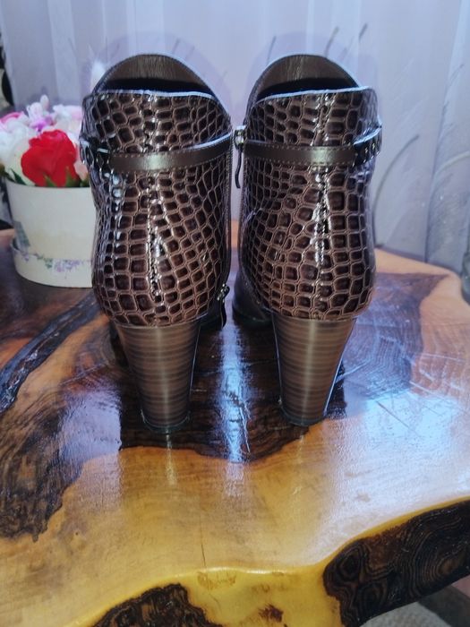 Botine dama mărimea 39