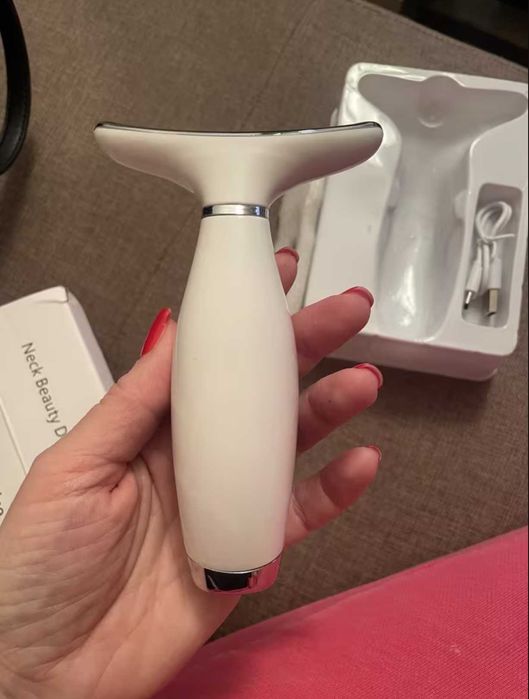 Aparat masaj gat si fata reincarcabil usb c Neck Beauty Device