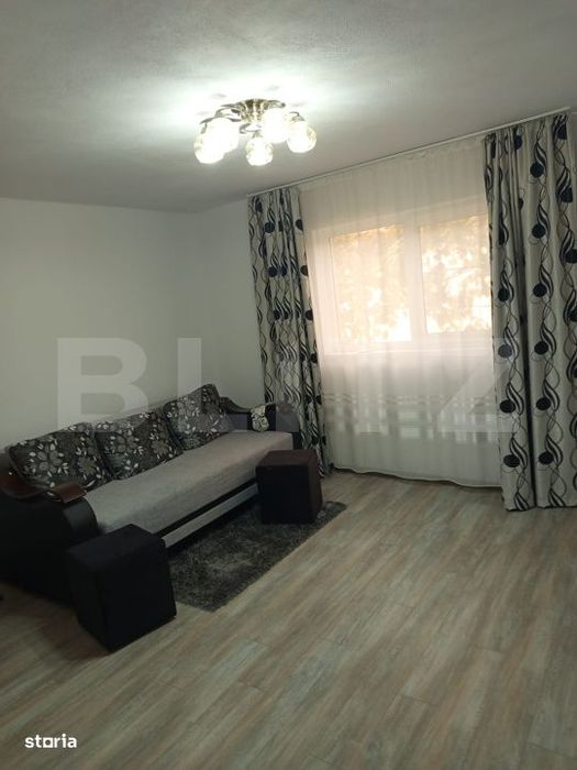 Casa spatioasa cu livada - 5 camere, 210 mp , teren 1500 mp, Pietrosan