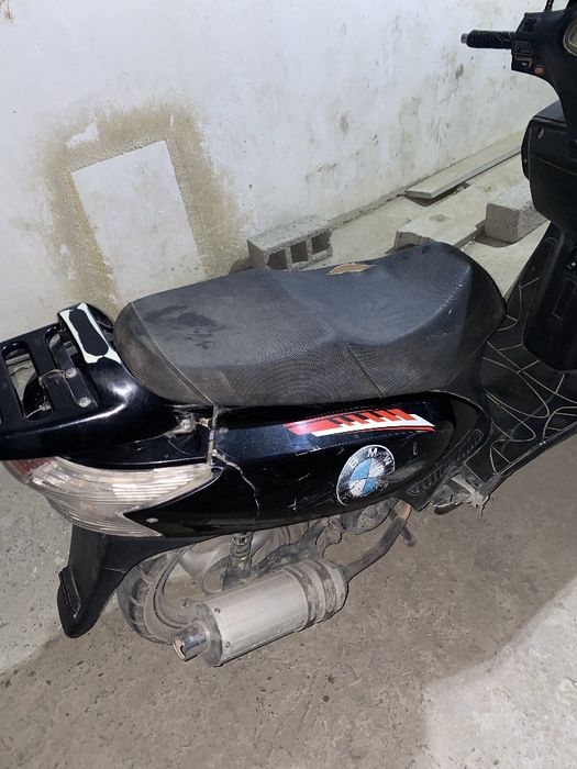 Skuter holati yaxshi sotiladi texpasport raqam bor