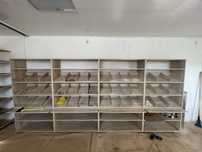 Цена занижена продам витрину для конфеты и сухофрукты сыпучих