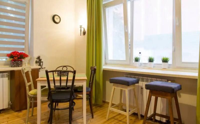 Дава се под наем Едностаен апартамент в София, Център - 42 кв.м за 650 € - Снимка #2