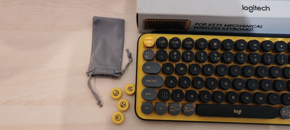 Tastatură mecanică Logitech Pop Keys Blast ,Brown switch,Galben/Negru