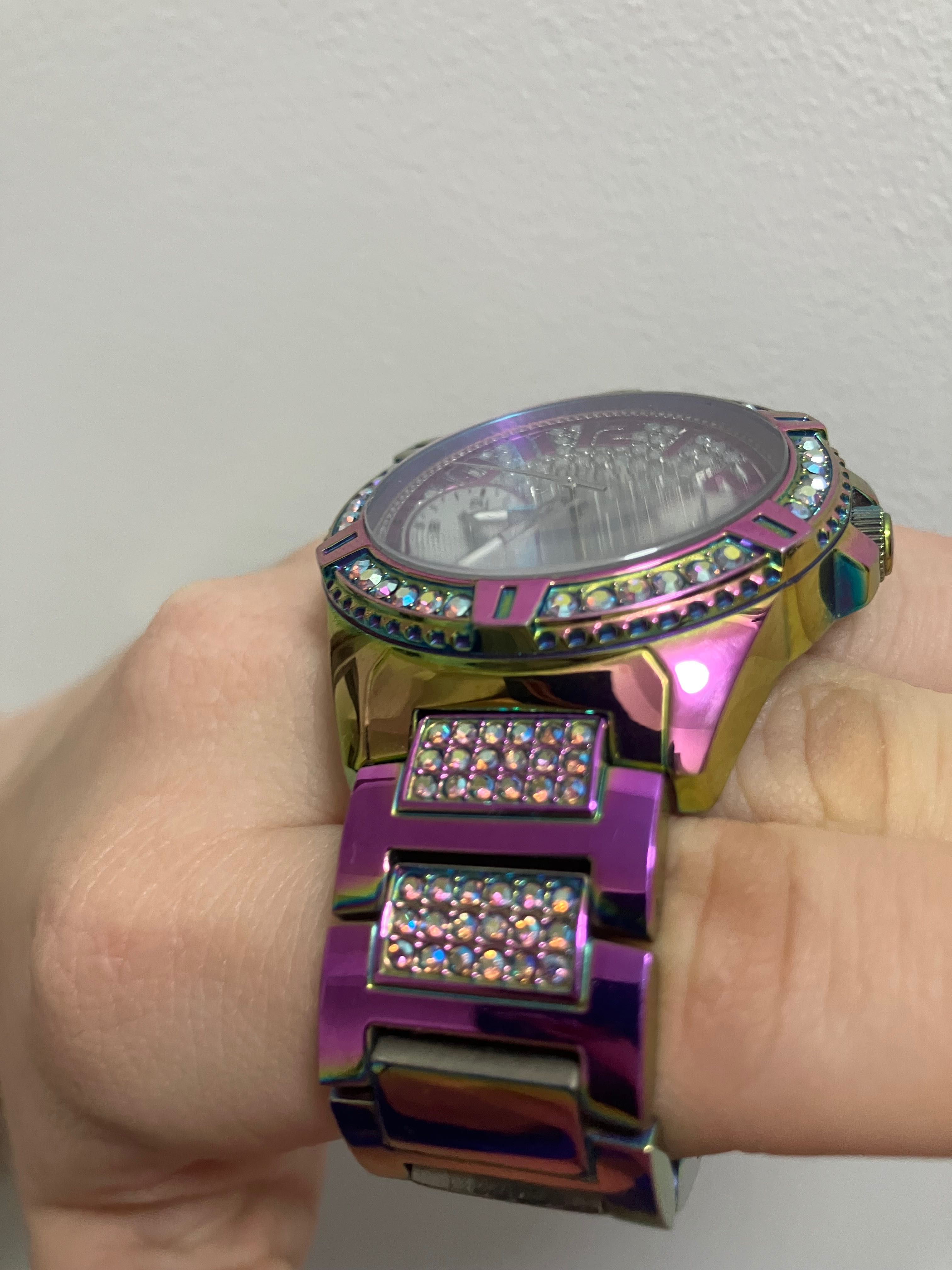 Оригинален часовник Guess