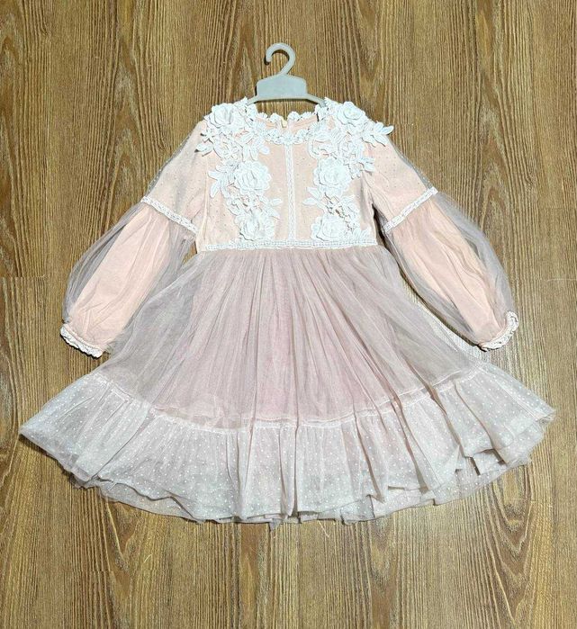 Платье на девочку 6-7 лет