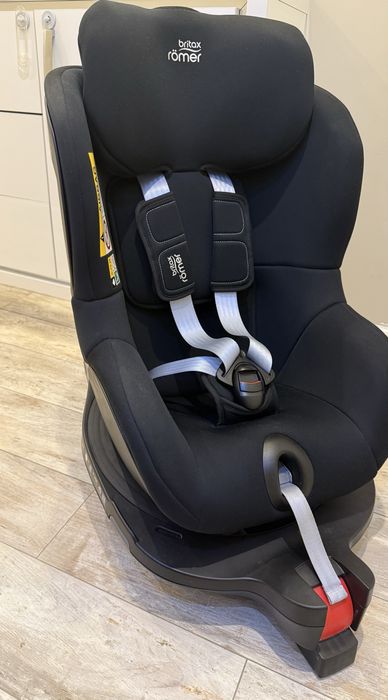 ПРОМО Детско Столче за кола ISOFIX i-Size Britax Romer DUALFIX Space