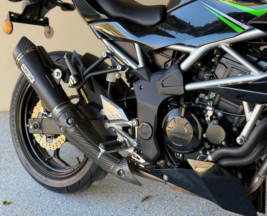 Kawasaki Z125 ABS 2023 ca Nou A1(nu mt,yzf,ninja,duke,cb)