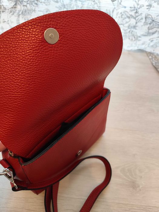 Geanta de piele naturala roșie