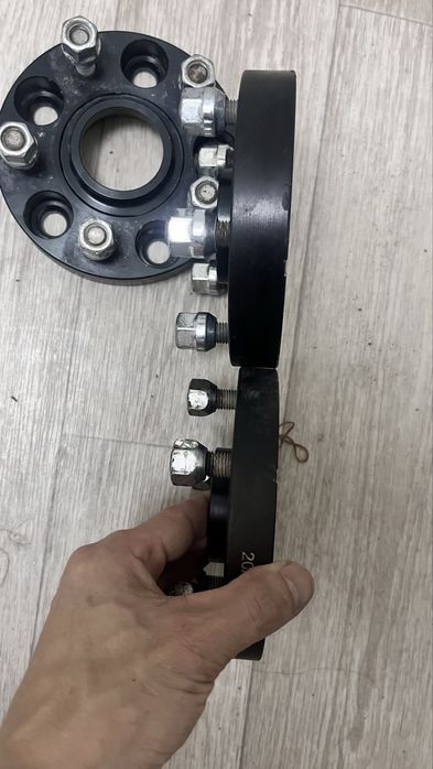 Продам проставки!. Подходит на Мерс Лексус Ниссан Хундай Киа