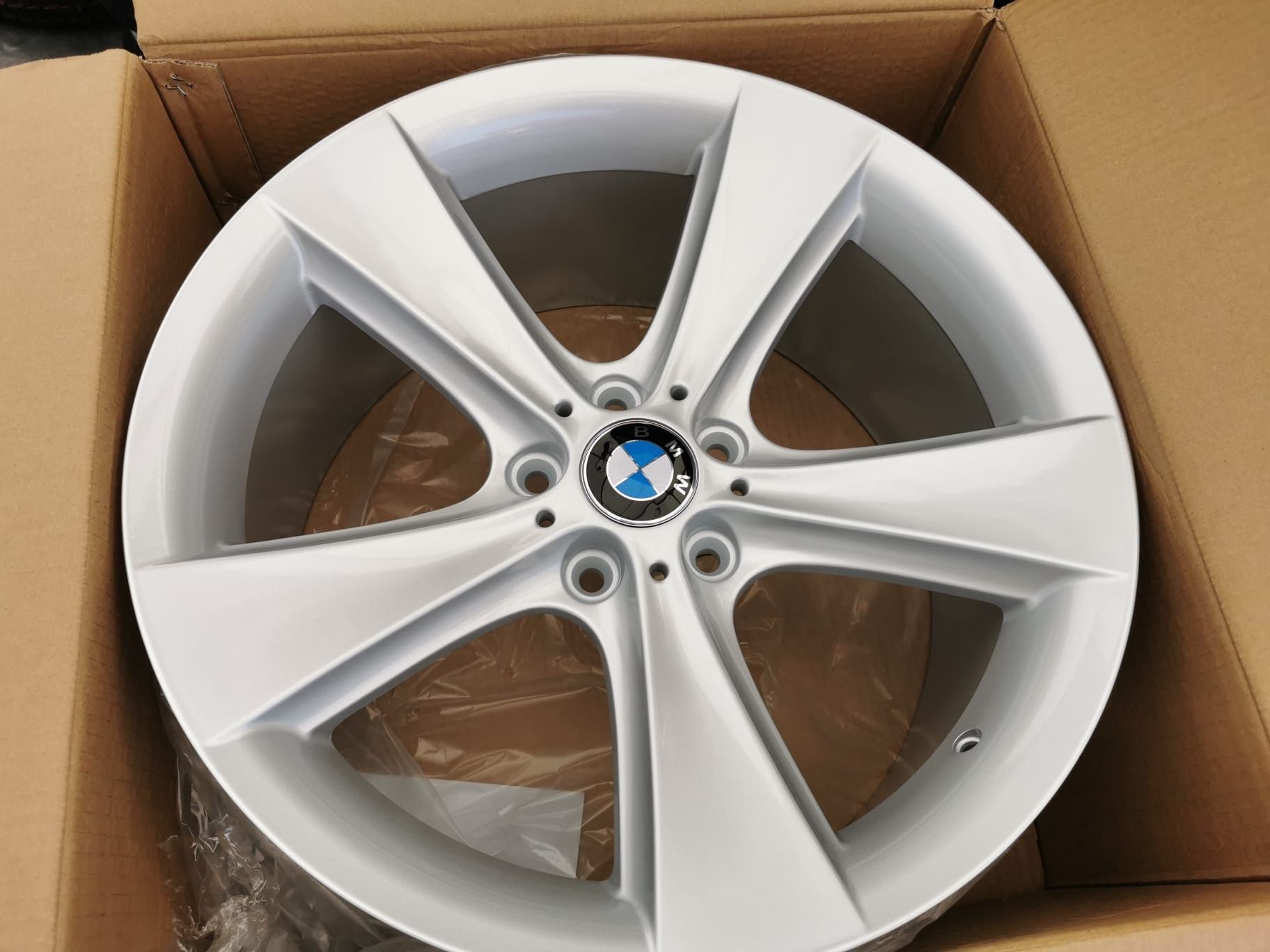 Vand jante de aliaj pentru Bmw pe 19 marca carbonado mondel concaver