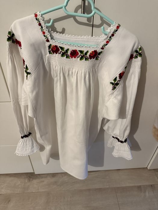 Vand camasa noua