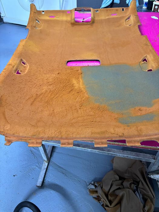 Retapitare Plafon Alcantara sau Textil