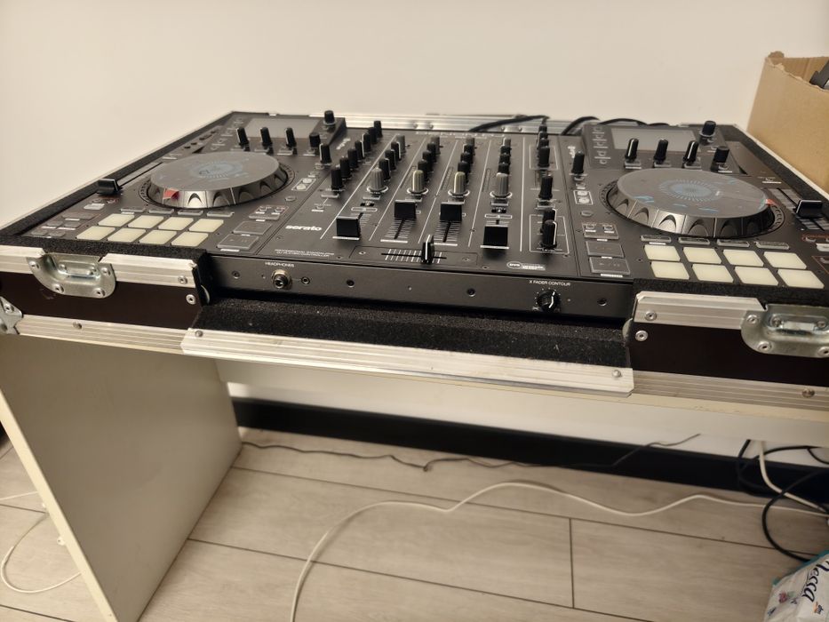 Consolă DJ Denon MCX8000 – Ca Nou, Standalone, 4 Canale