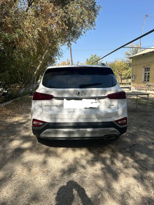 Hyundai Santafe O’zimniki Pyatno bor