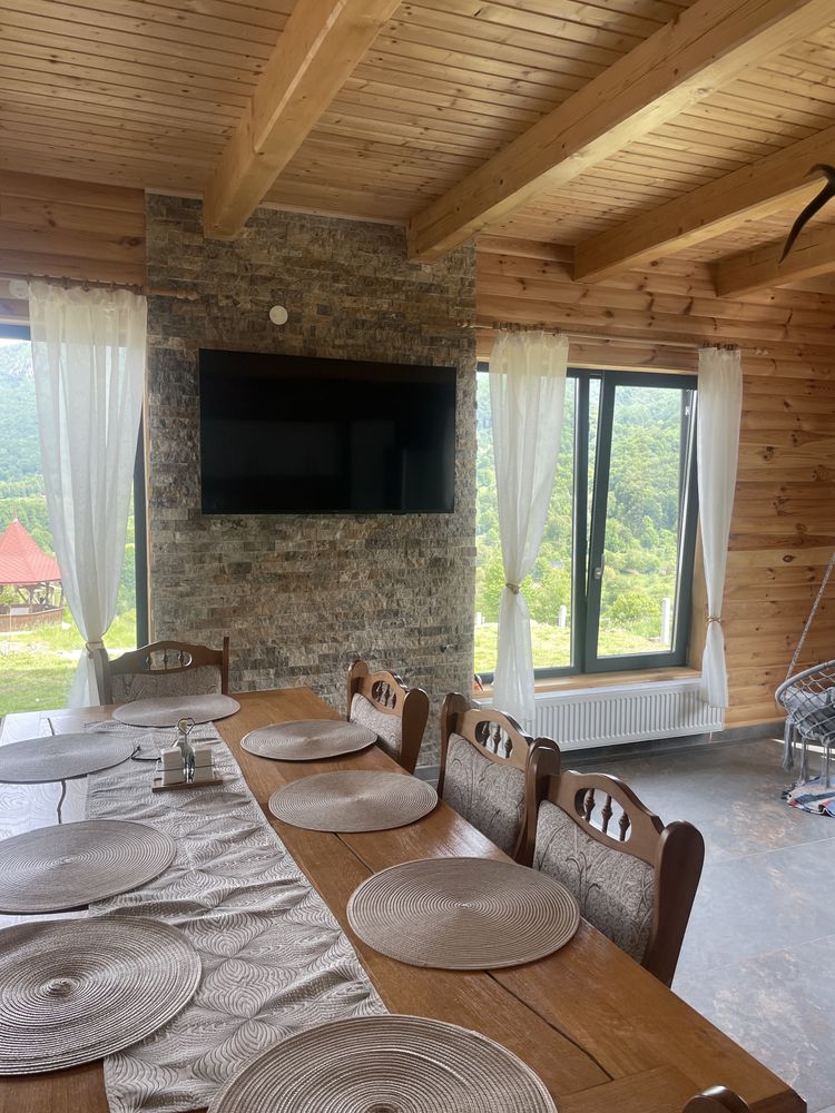 Cabana de inchiriat