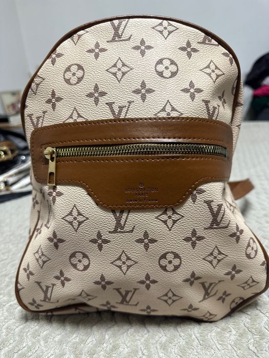 Дамски чанти налични