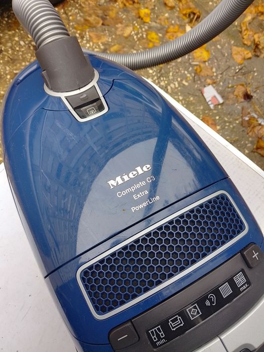 Много мощна прахосмукачка Miele