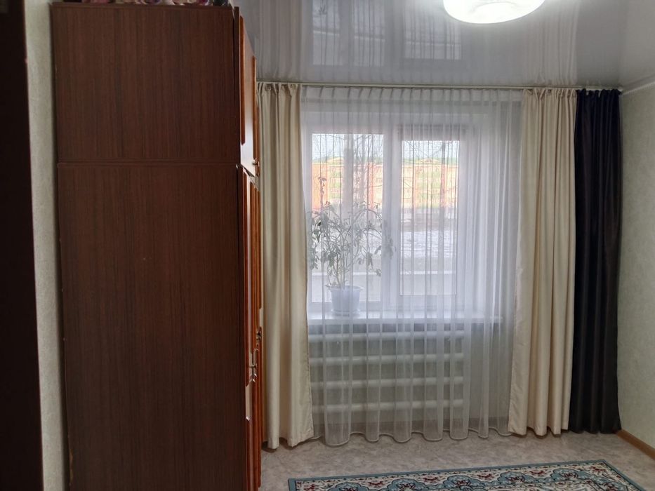 Продам 3 комнатную квартиру в центре города.