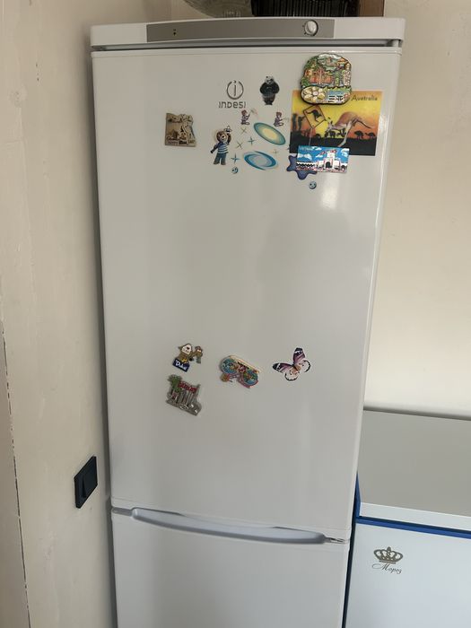 Продам холодильник Indesit в хорошем состояний в каскелене