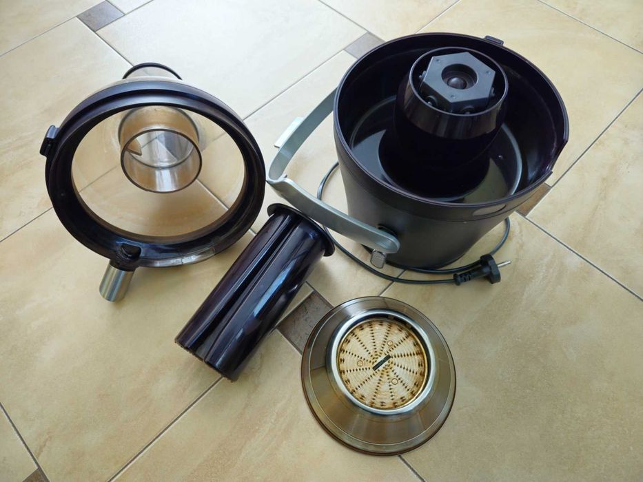 Сокоизстисквачка PHILIPS HR1869/60