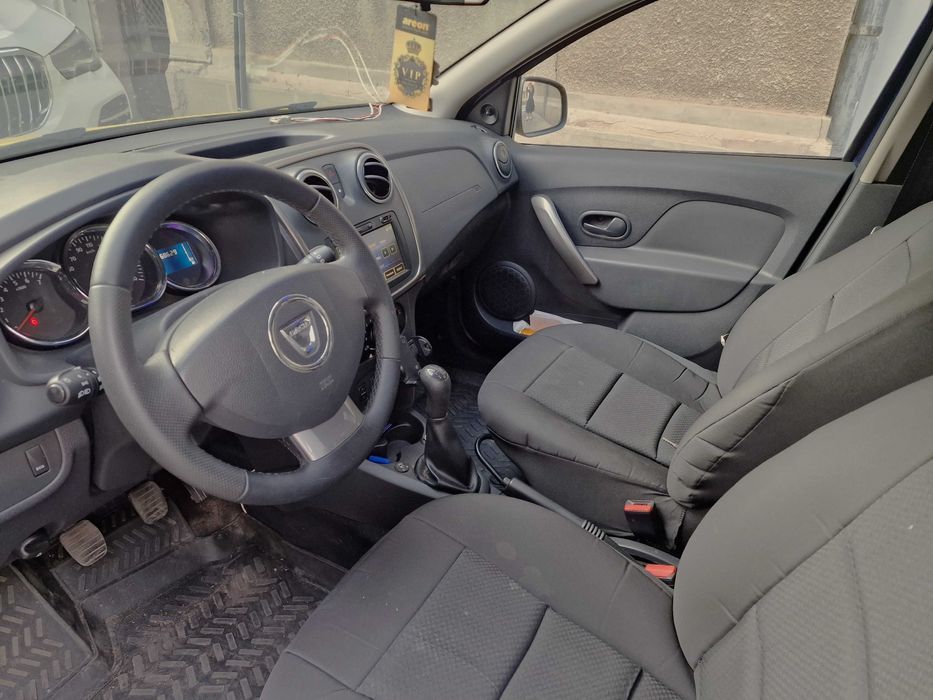 Dcia Logan break 0.9 turbo   GPL Navi