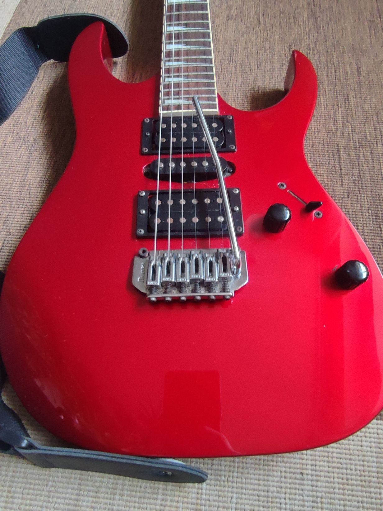 Chitară electrică IBANEZ GRG170DX Red stare perfectă